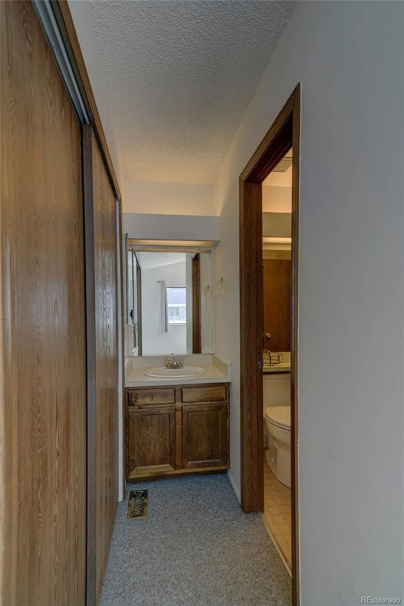 11610 E Bayaud Drive Aurora, CO 80012