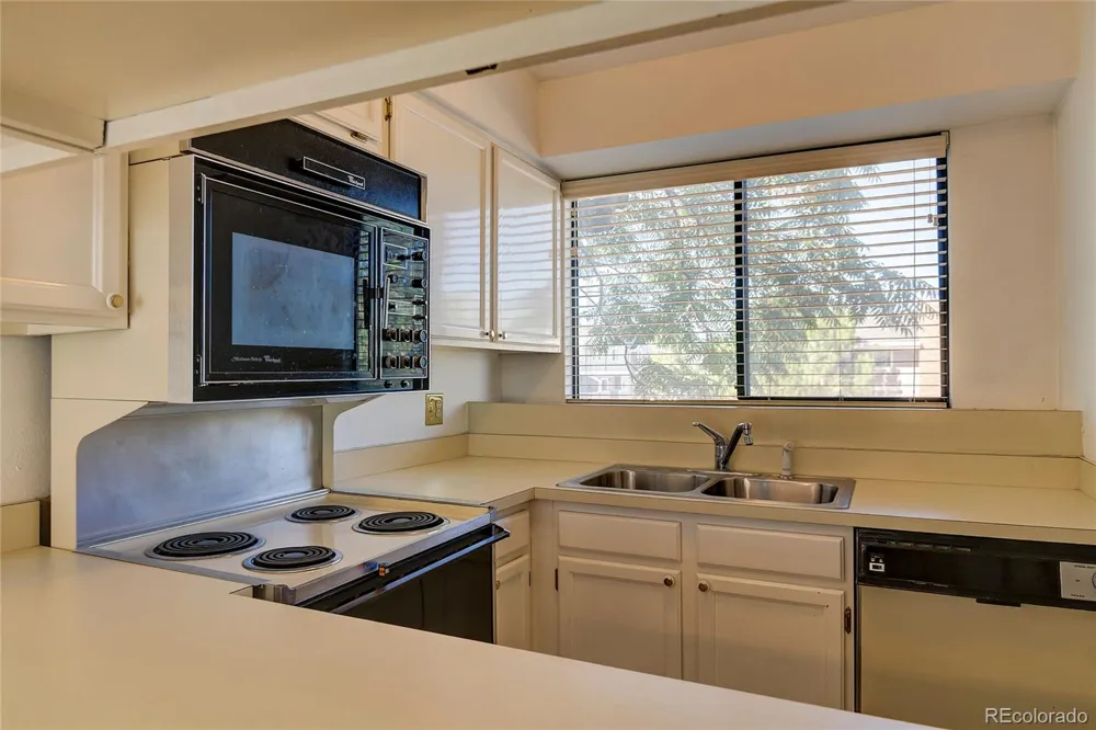 11610 E Bayaud Drive Aurora, CO 80012