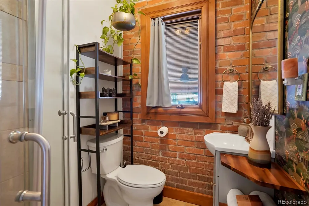 2223 S Gilpin Street Denver, CO 80210