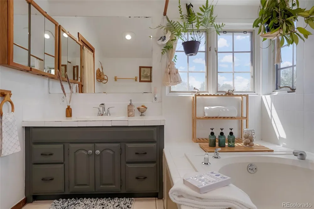 2223 S Gilpin Street Denver, CO 80210