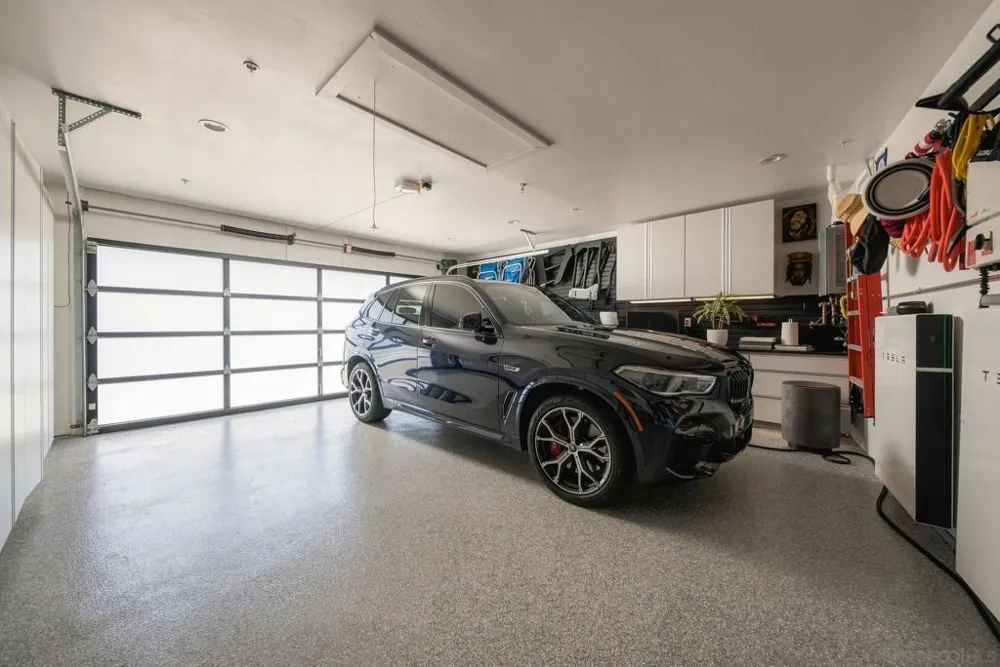5431 Candlelight Drive La Jolla, CA 92037