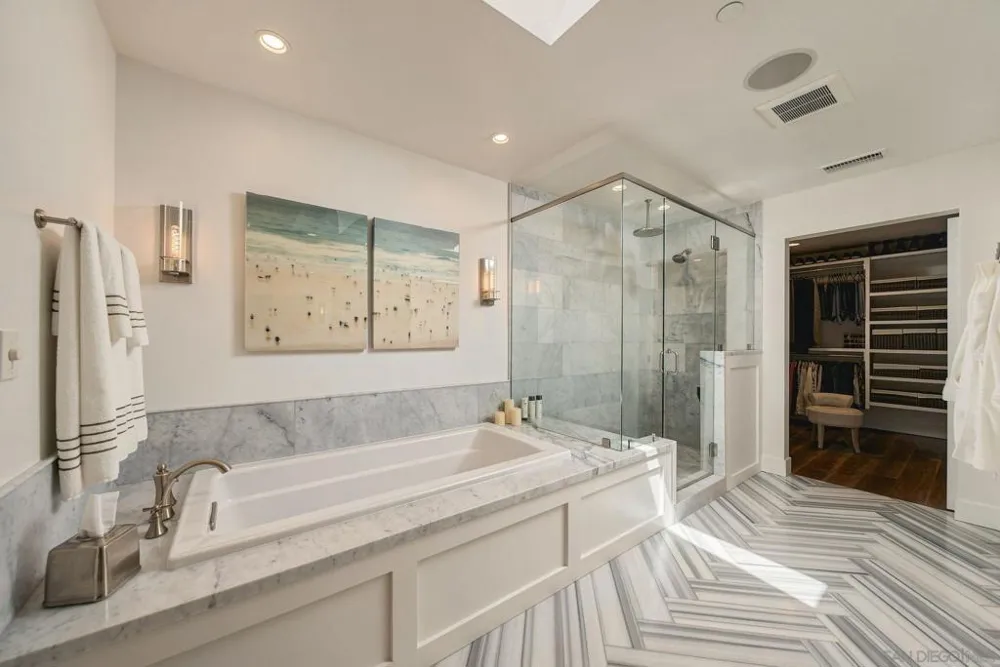 5431 Candlelight Drive La Jolla, CA 92037