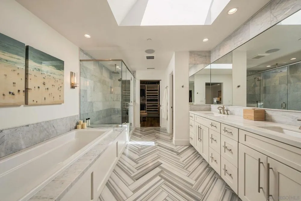 5431 Candlelight Drive La Jolla, CA 92037