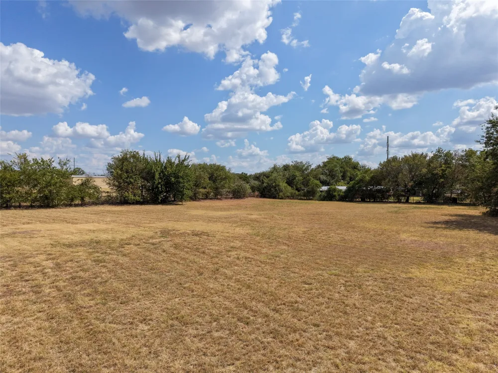 7208 John T White Road Fort Worth, TX 76120