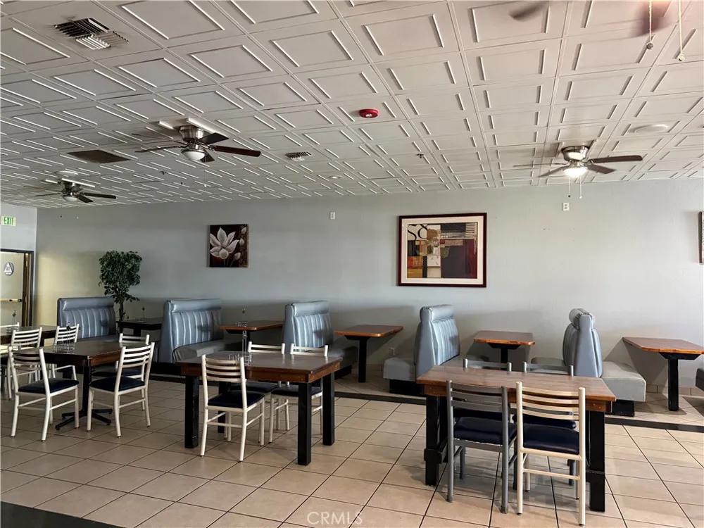 5600 Auburn #K Bakersfield, CA 93306