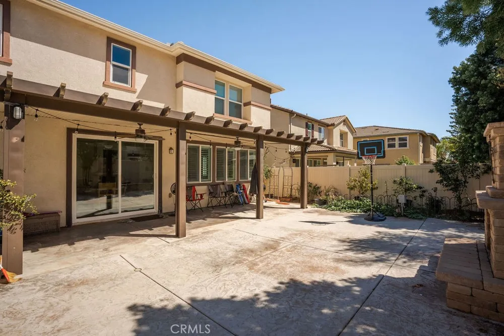 39099 Crown Ranch Rd Temecula, CA 92591