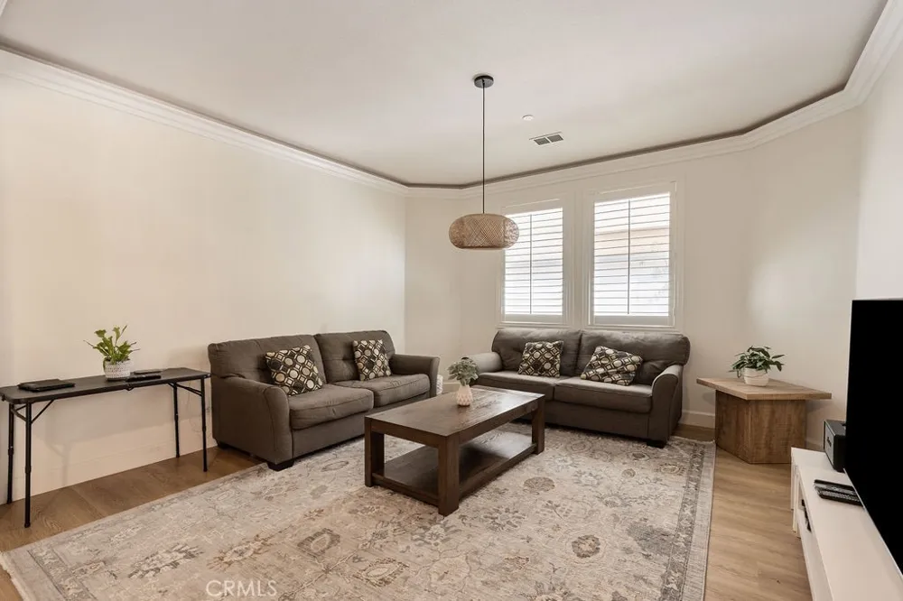 39099 Crown Ranch Rd Temecula, CA 92591