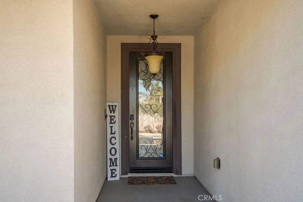 39099 Crown Ranch Rd Temecula, CA 92591