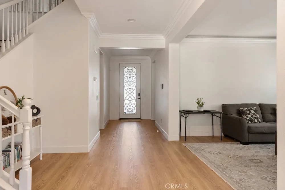 39099 Crown Ranch Rd Temecula, CA 92591