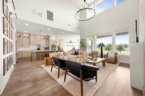 428 Horizon Light Lane