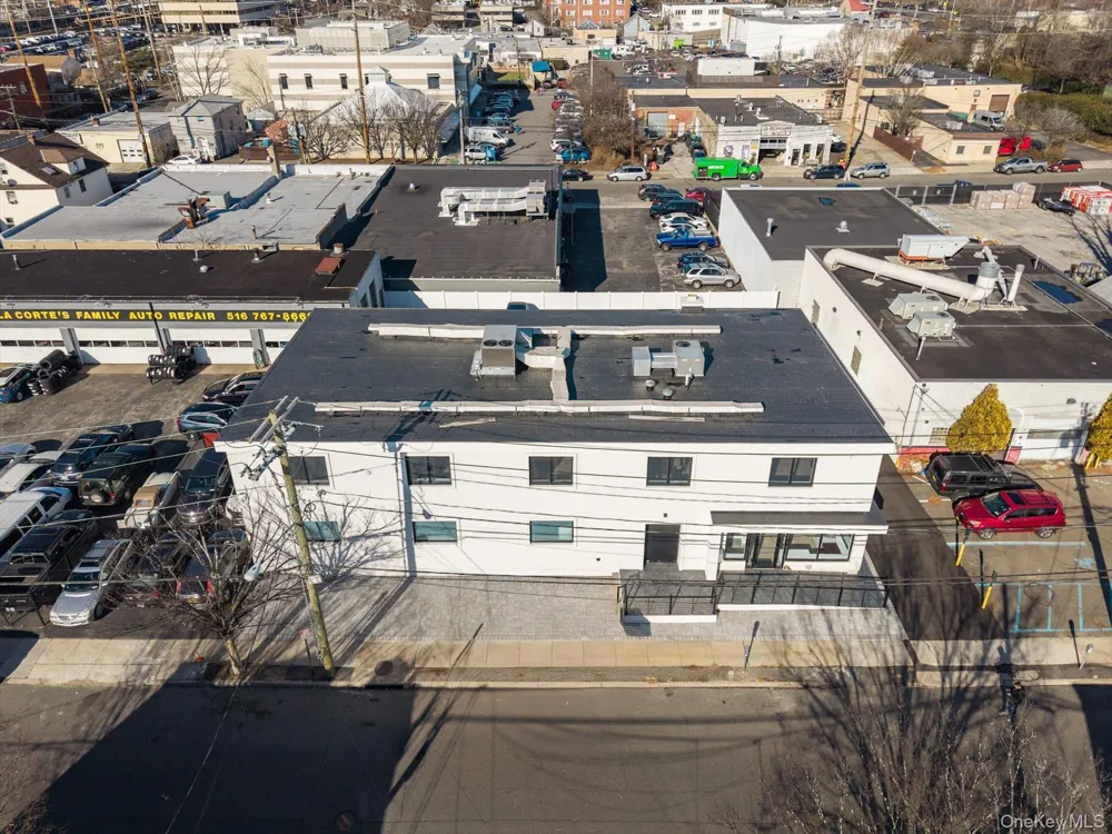 25 Willowdale Avenue #2ND FLOOR Port Washington, NY 11050