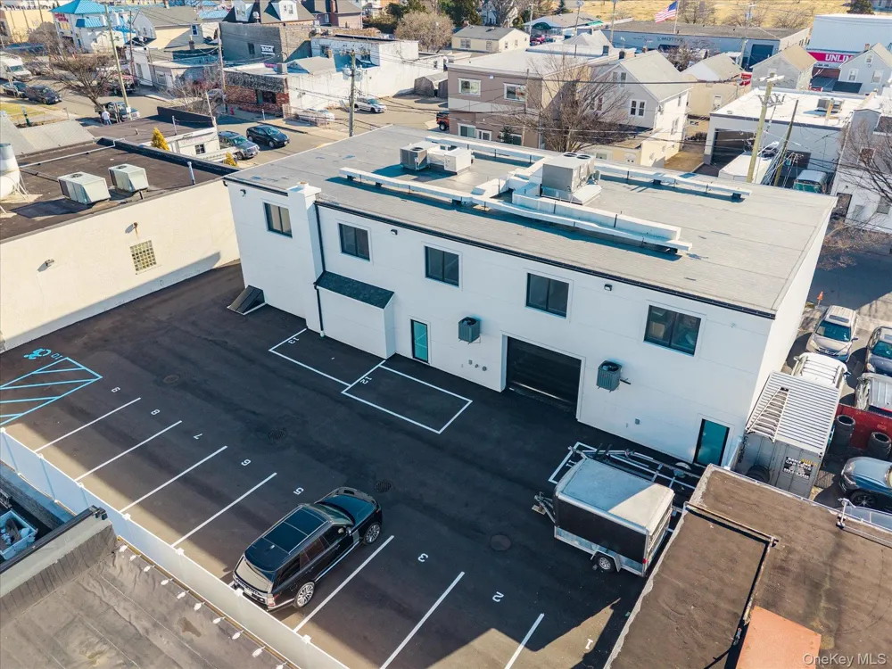 25 Willowdale Avenue #2ND FLOOR Port Washington, NY 11050