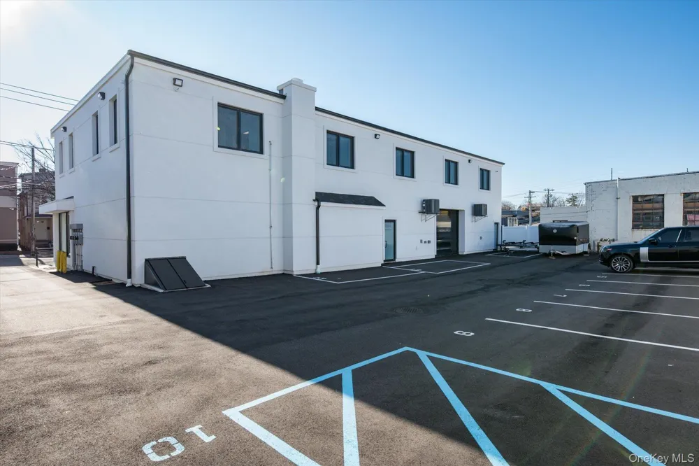 25 Willowdale Avenue #2ND FLOOR Port Washington, NY 11050