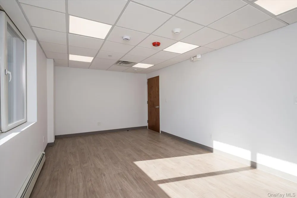 25 Willowdale Avenue #2ND FLOOR Port Washington, NY 11050