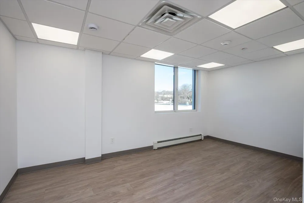 25 Willowdale Avenue #2ND FLOOR Port Washington, NY 11050