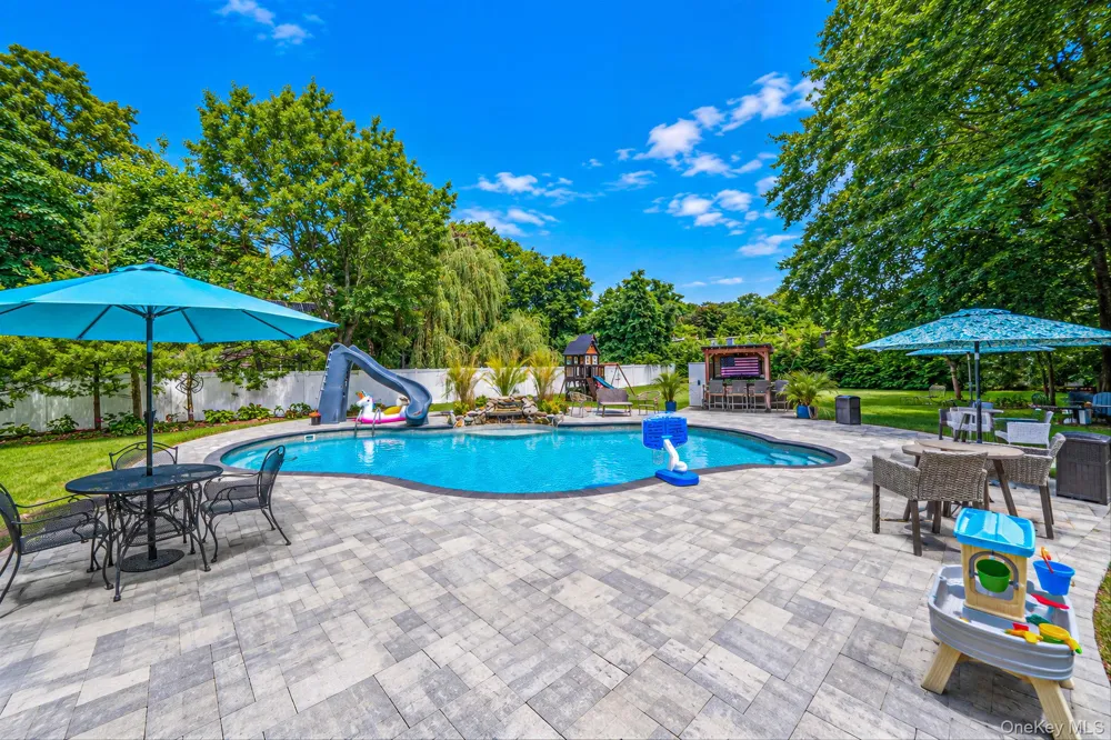 7 Hewlett Avenue East Patchogue, NY 11772