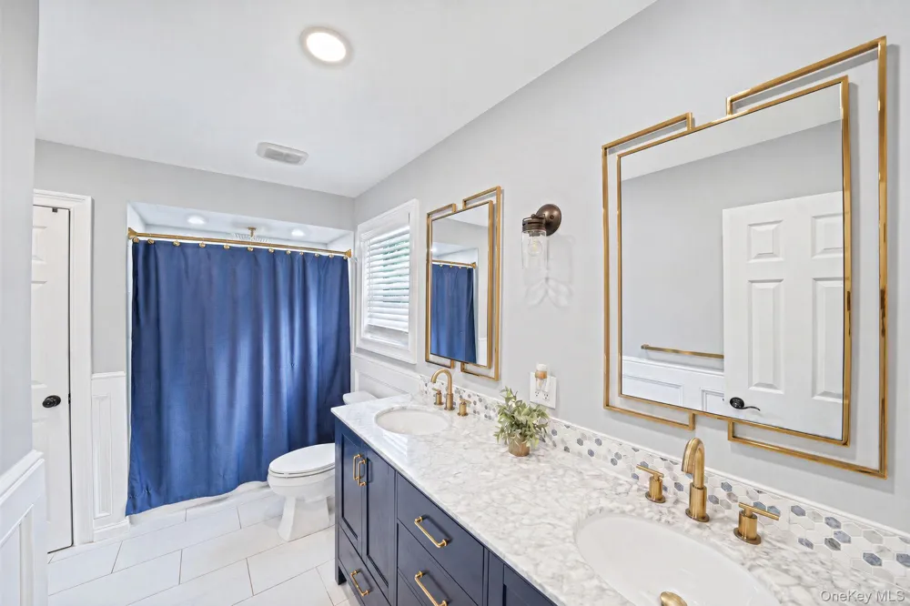 7 Hewlett Avenue East Patchogue, NY 11772