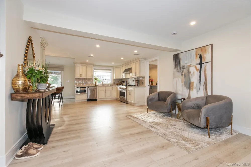 60 Alhambra Road Massapequa, NY 11758