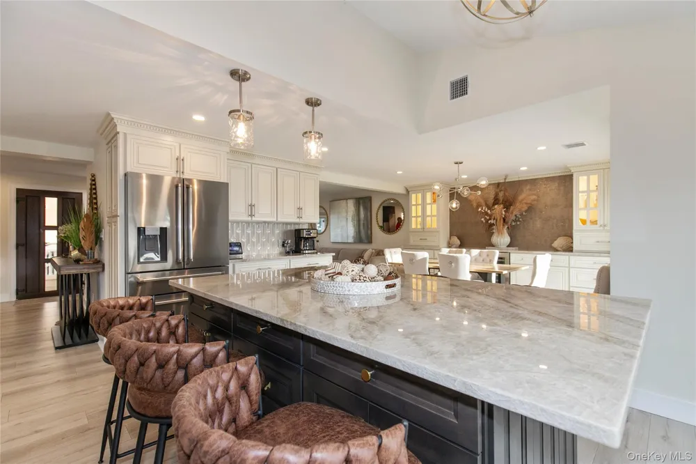 60 Alhambra Road Massapequa, NY 11758