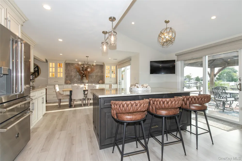 60 Alhambra Road Massapequa, NY 11758