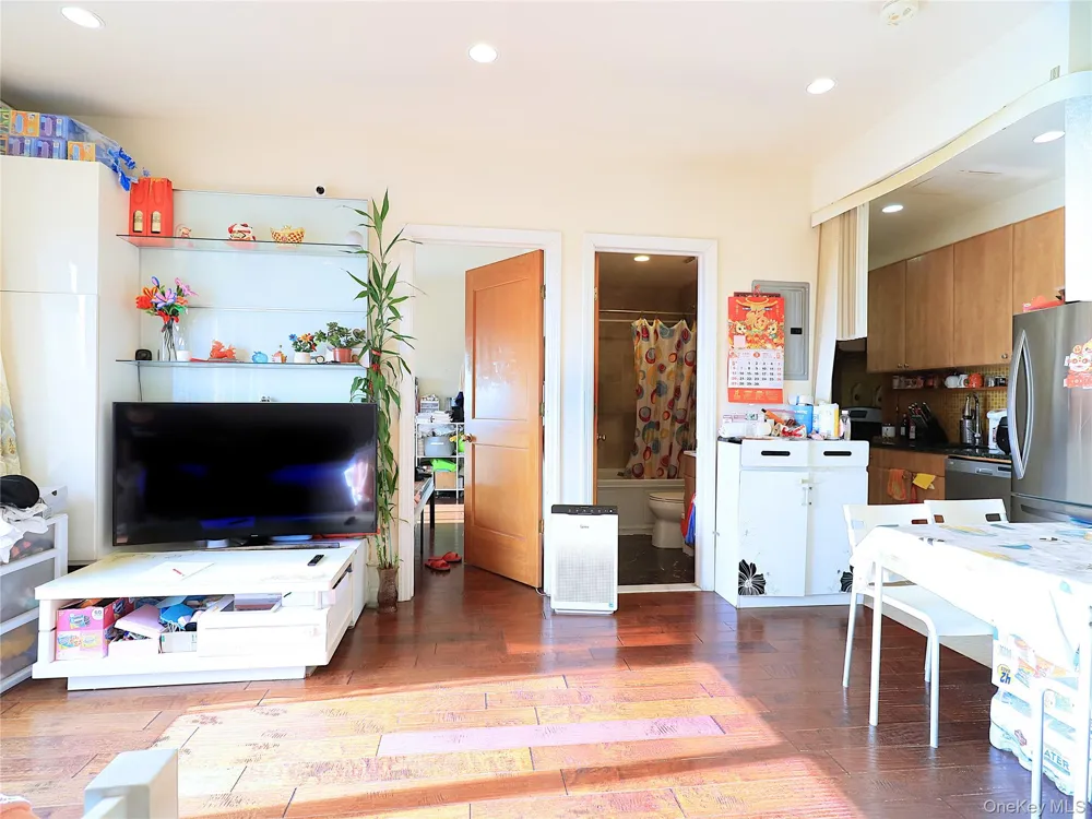 3138 137 STREET #10A Flushing, NY 11354