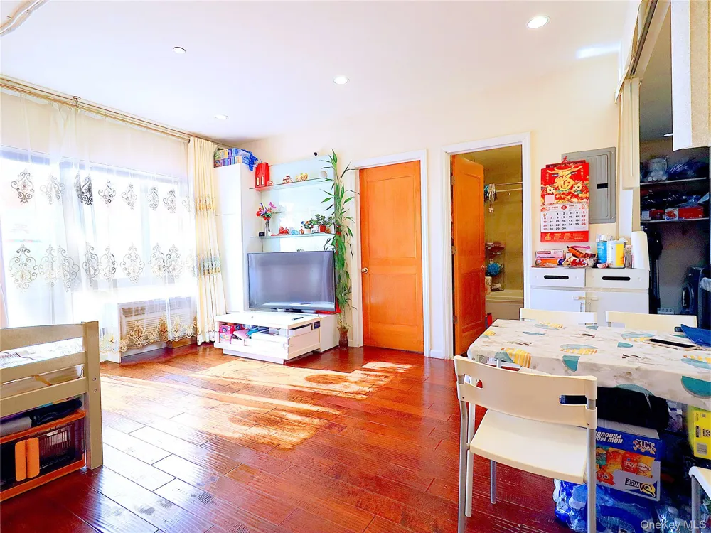 3138 137 STREET #10A Flushing, NY 11354