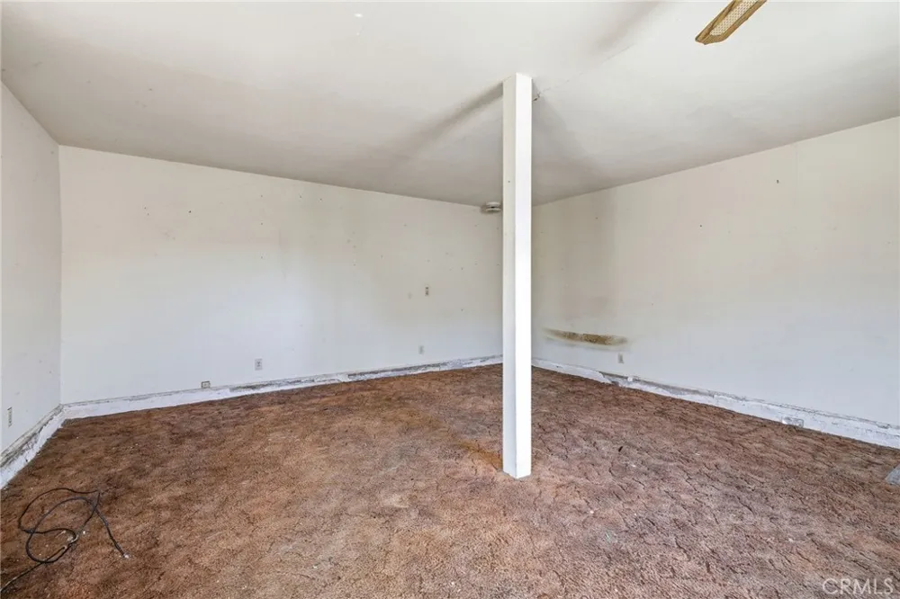 15313 Roselle Avenue Lawndale, CA 90260