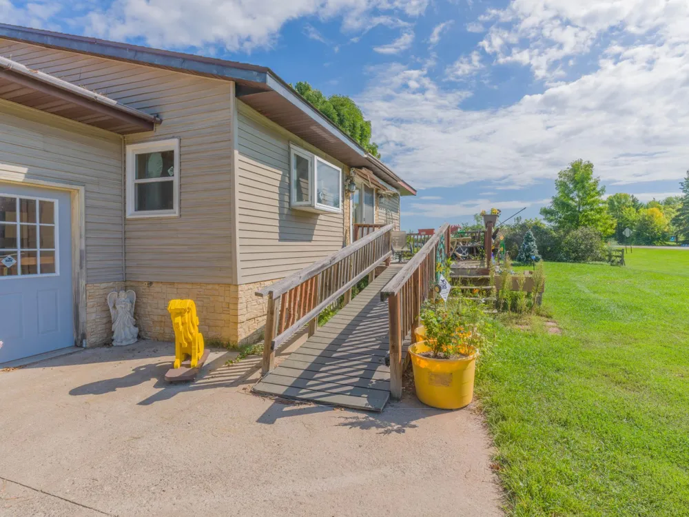 31990 220th Street Isle, MN 56342