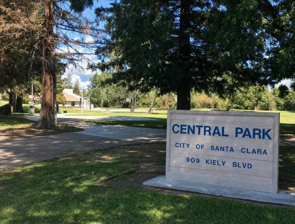 3191 El Sobrante Street Santa Clara, CA 95051
