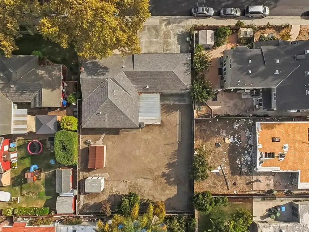 3191 El Sobrante Street Santa Clara, CA 95051