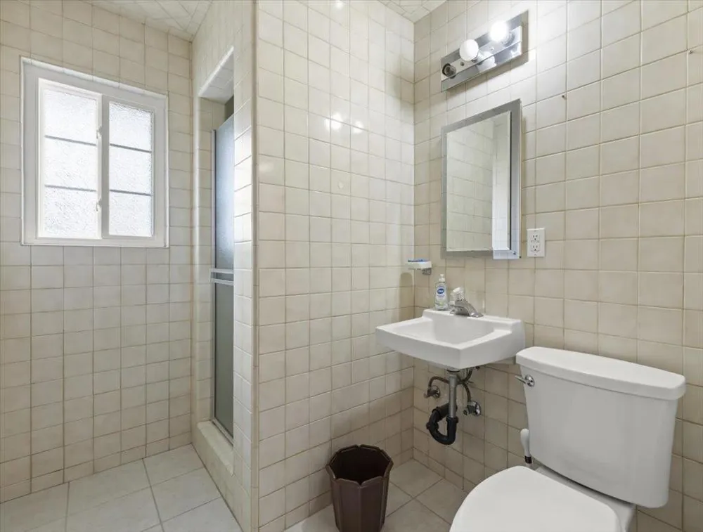 3191 El Sobrante Street Santa Clara, CA 95051