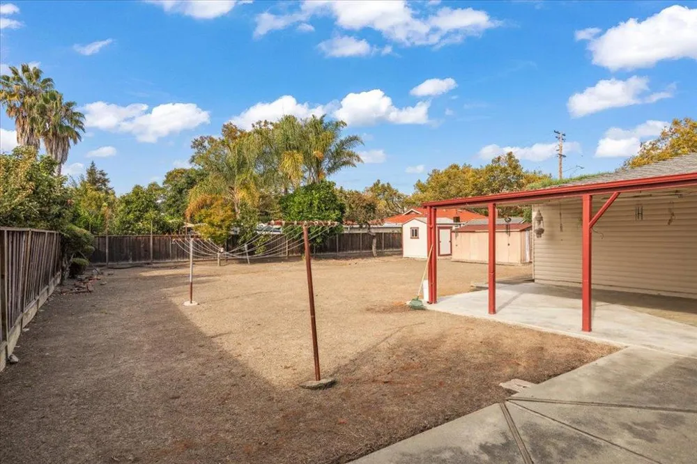 3191 El Sobrante Street Santa Clara, CA 95051