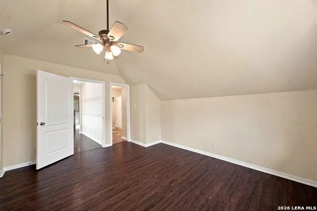 933 Great Tree San Antonio, TX 78260