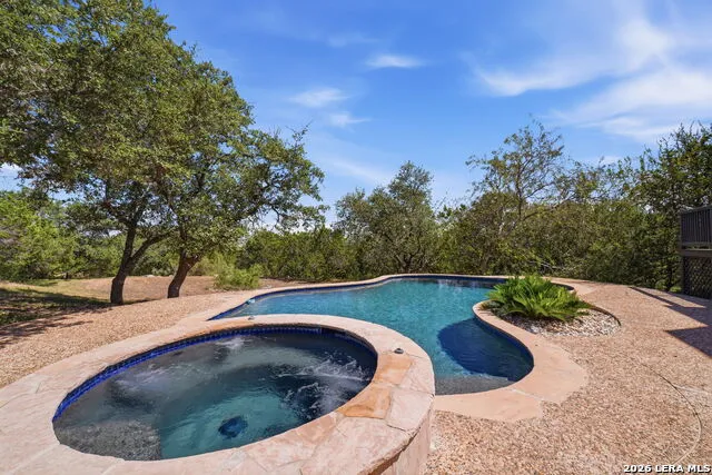 933 Great Tree San Antonio, TX 78260