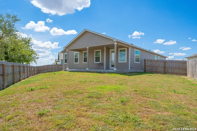 632 Candace Ct Seguin, TX 78155