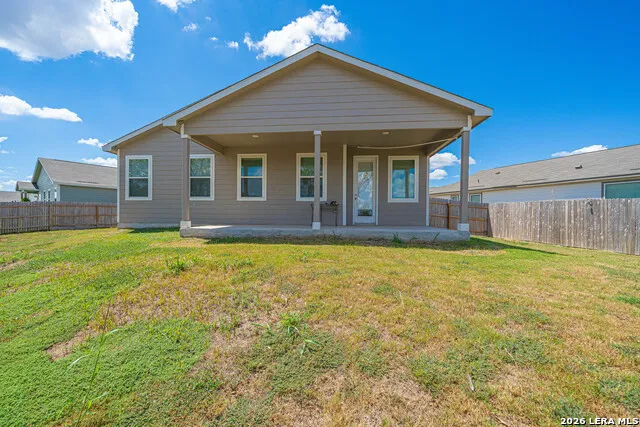 632 Candace Ct Seguin, TX 78155
