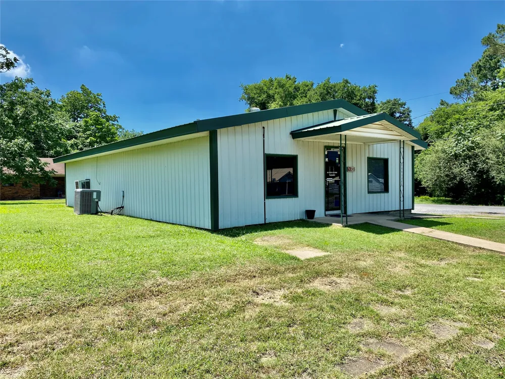 245 S Main Krebs, OK 74554