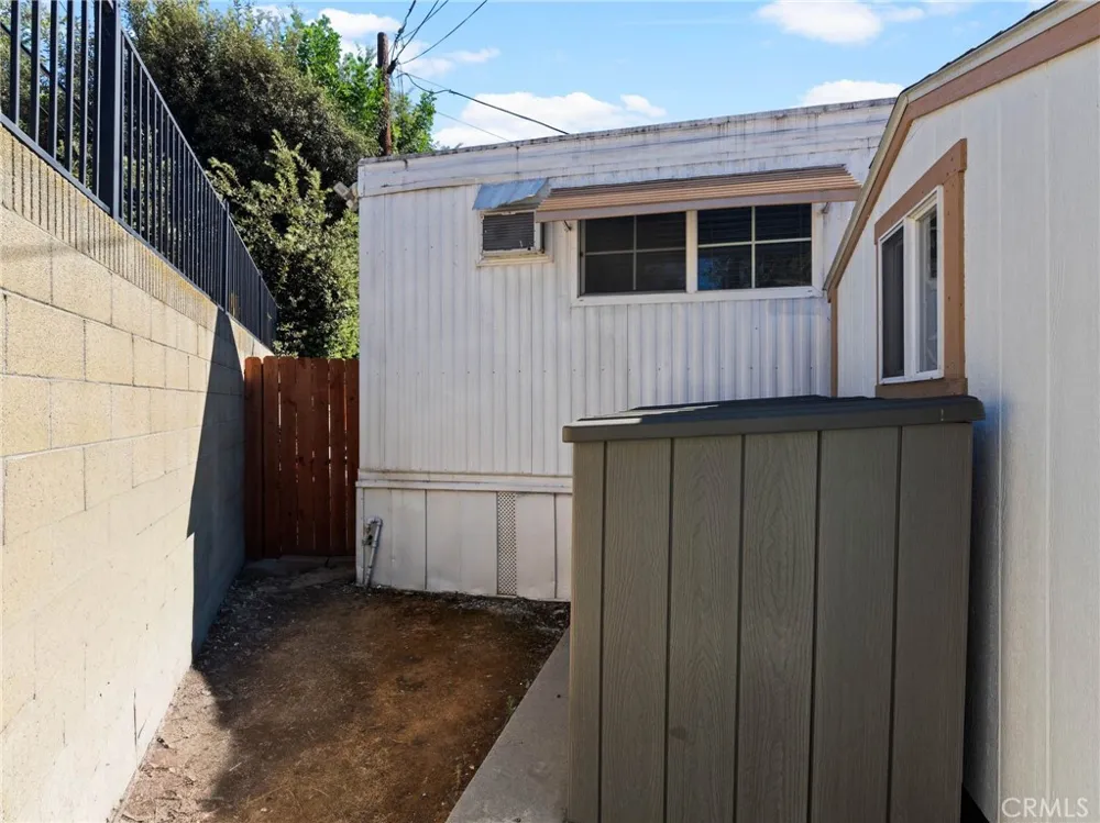 7000 E GAGE AVENUE #20 Bell Gardens, CA 90201
