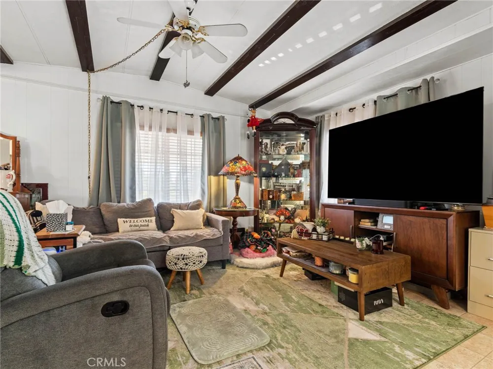 7000 E GAGE AVENUE #20 Bell Gardens, CA 90201