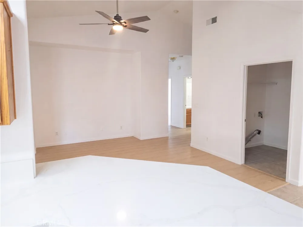 5333 W Norwich Fresno, CA 93722