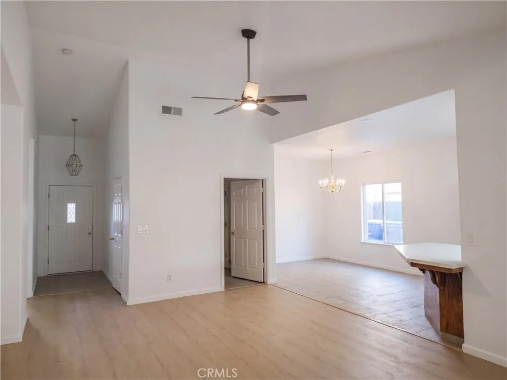 5333 W Norwich Fresno, CA 93722