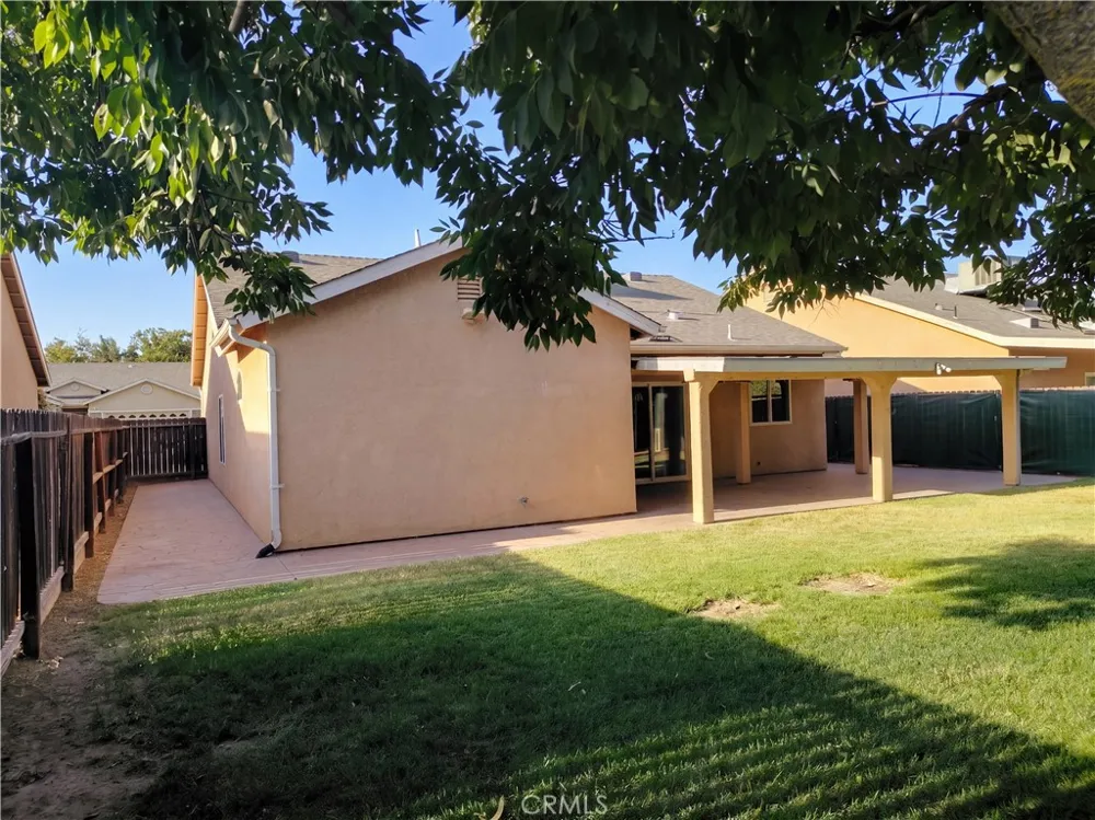 5333 W Norwich Fresno, CA 93722