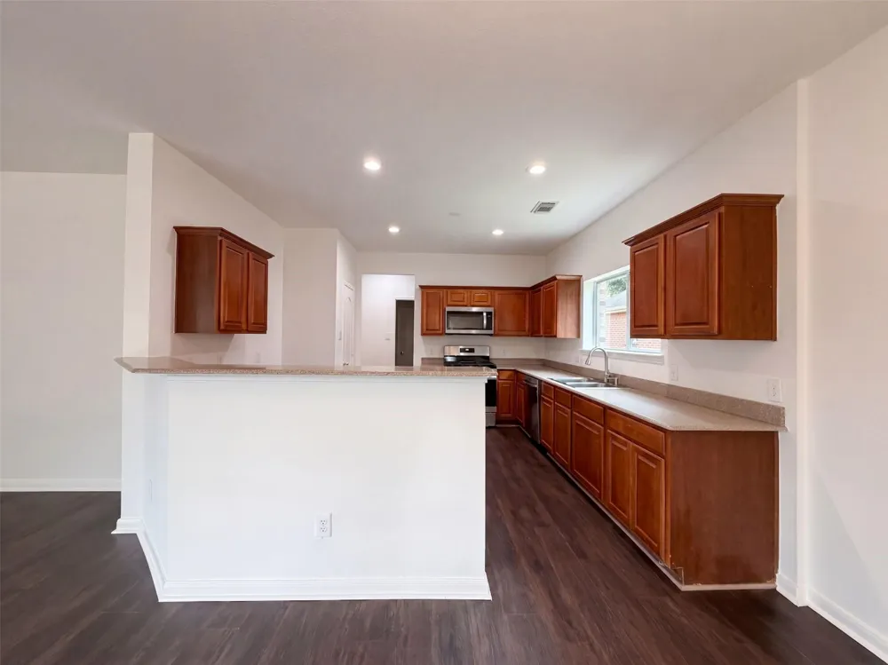 1942 Bevington Oaks Circle Katy, TX 77450