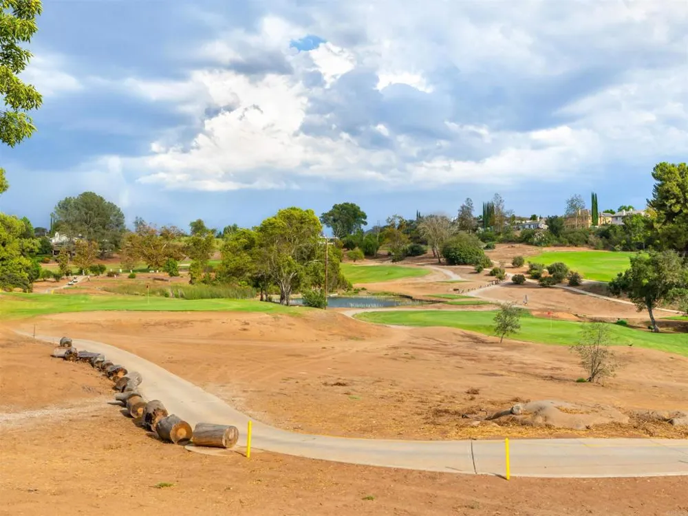 28338 Meadow Glen Way W Escondido, CA 92026