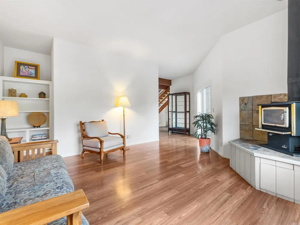 28338 Meadow Glen Way W Escondido, CA 92026