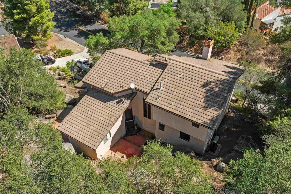 28338 Meadow Glen Way W Escondido, CA 92026