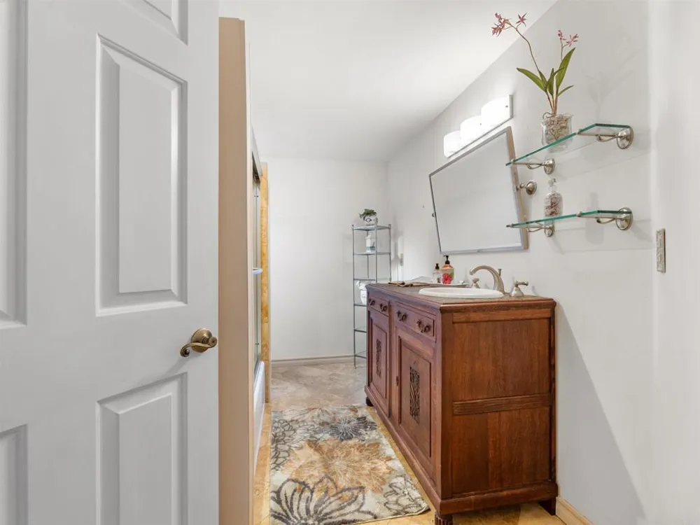 28338 Meadow Glen Way W Escondido, CA 92026