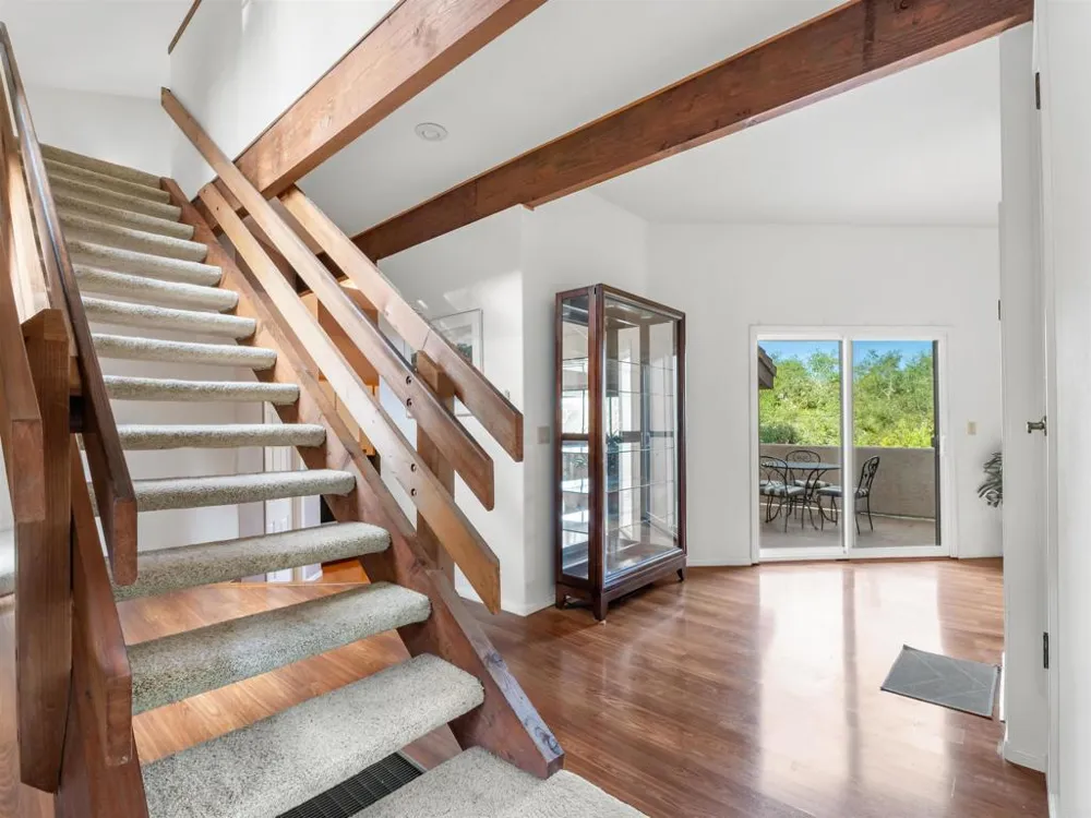 28338 Meadow Glen Way W Escondido, CA 92026