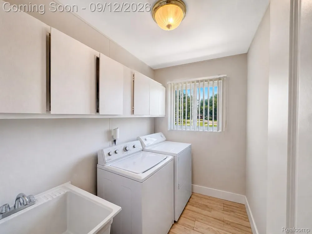 34398 Greentrees Road Sterling Heights City, MI 48312