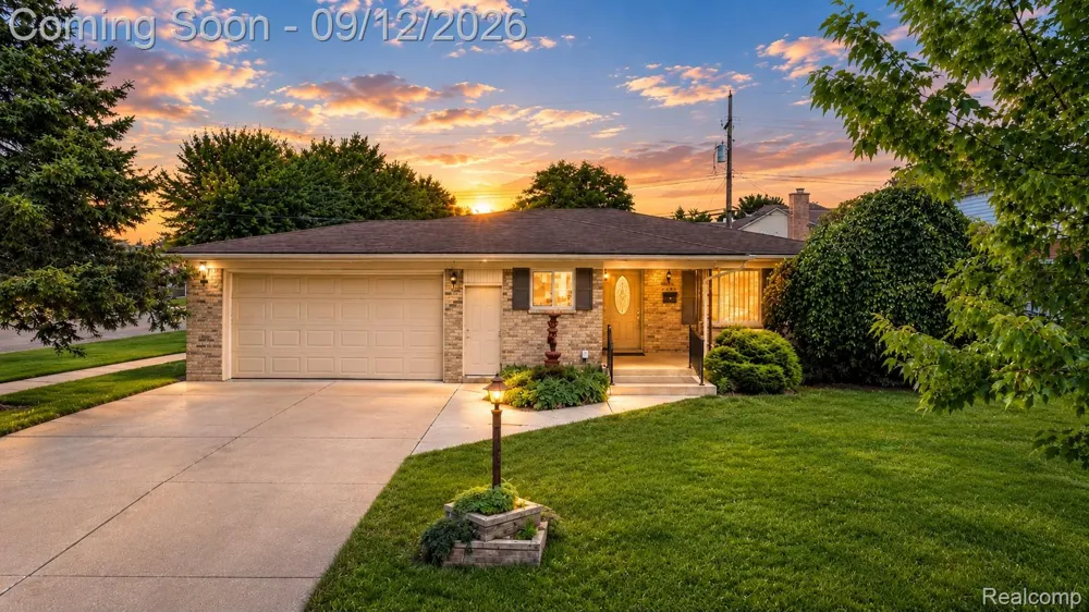34398 Greentrees Road Sterling Heights City, MI 48312